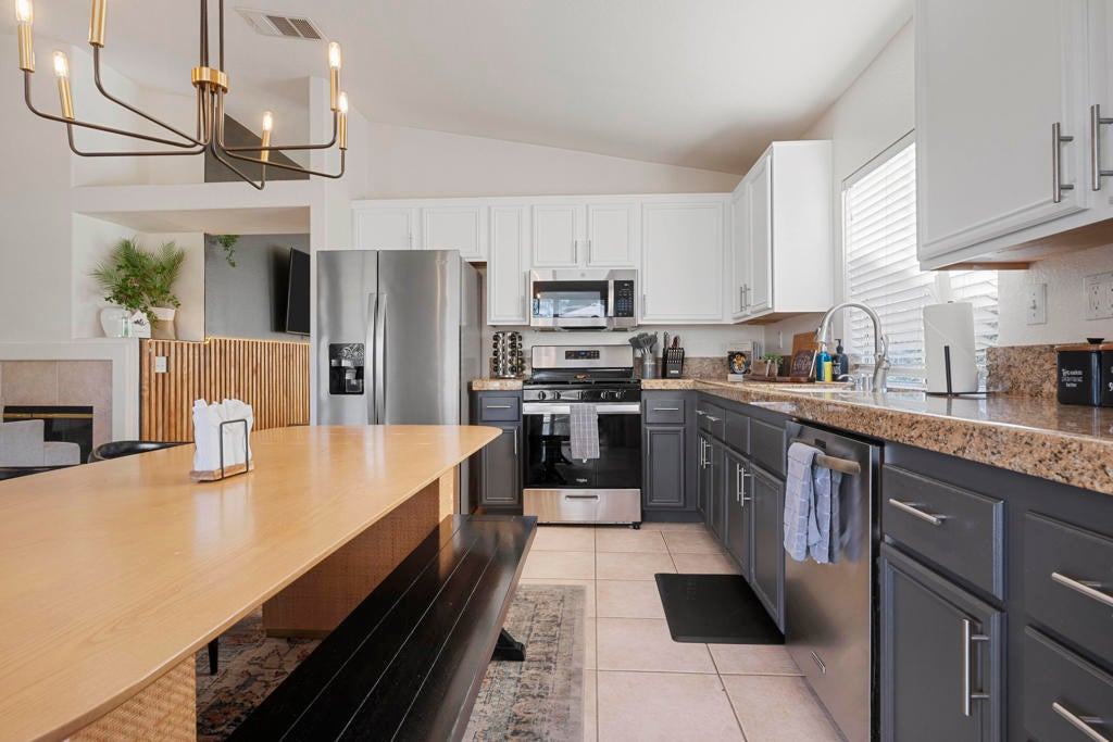 82560 Delano Drive, Indio