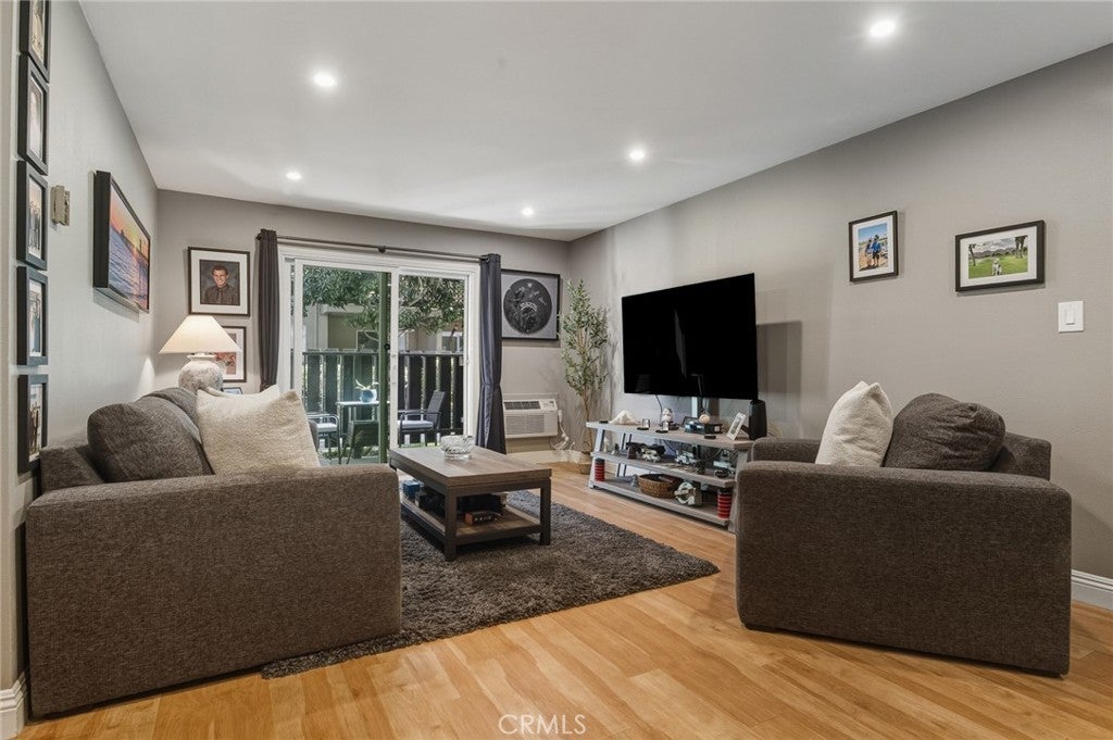 12200 Montecito D102, Seal Beach