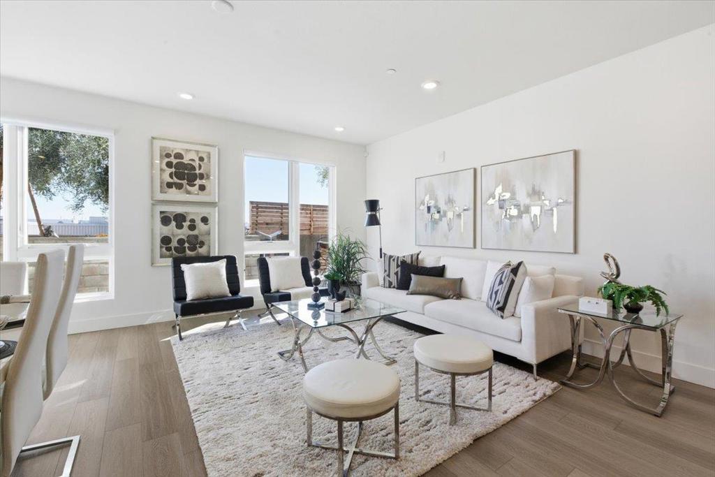 Photo of Listing #ML82030046