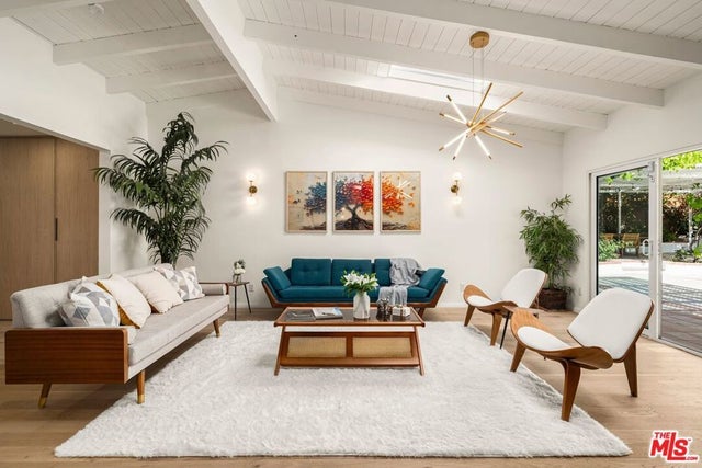 23020 Lita Place, Woodland Hills