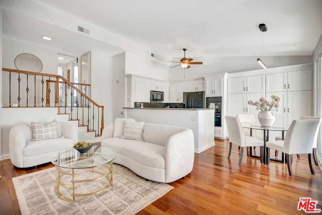 Photo of Listing #26640607