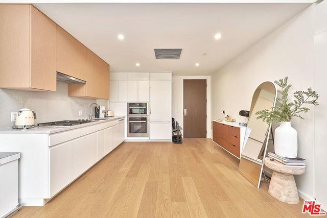 877 Francisco Street # 1207, Los Angeles