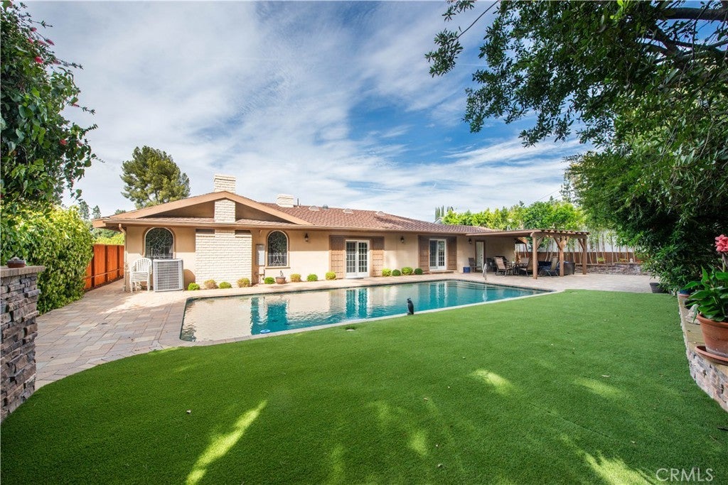 Photo of Listing #SR26014846