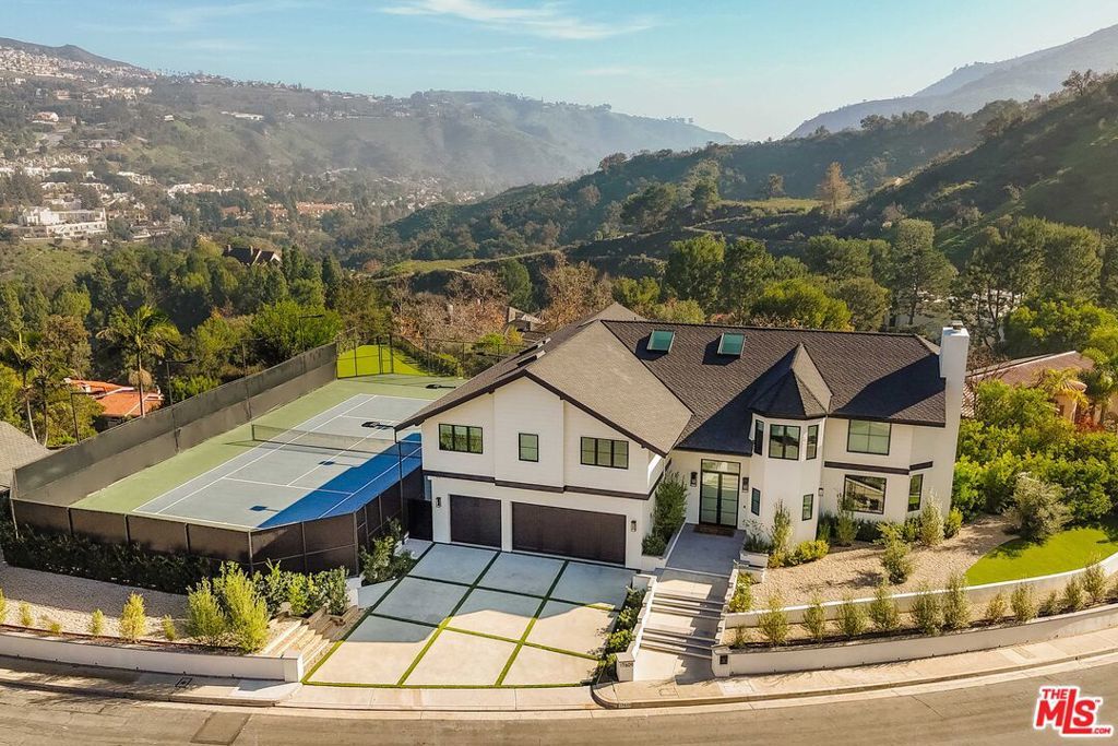 Photo of Listing #26637961