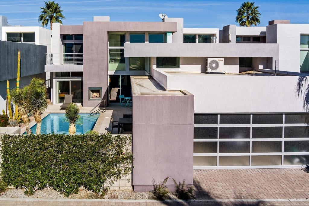 1054 Paz Drive, Palm Springs