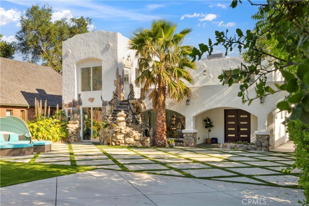 Photo of Listing #DW26015047