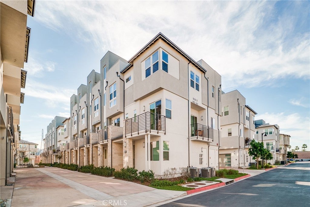 Photo of Listing #OC26015016