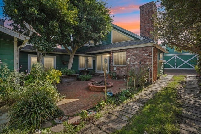 1652 Voorhees, Manhattan Beach.