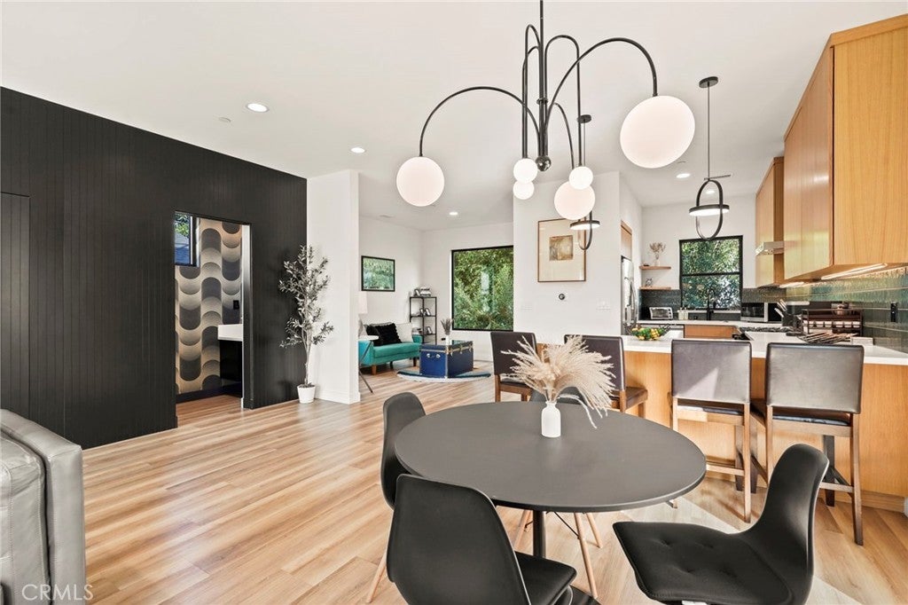 Photo of Listing #CV25282432