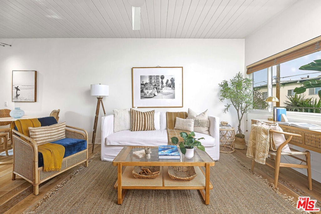 Photo of Listing #26641019