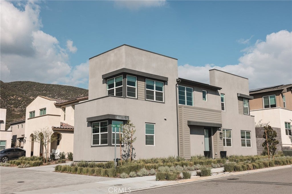 Photo of Listing #CV25282455