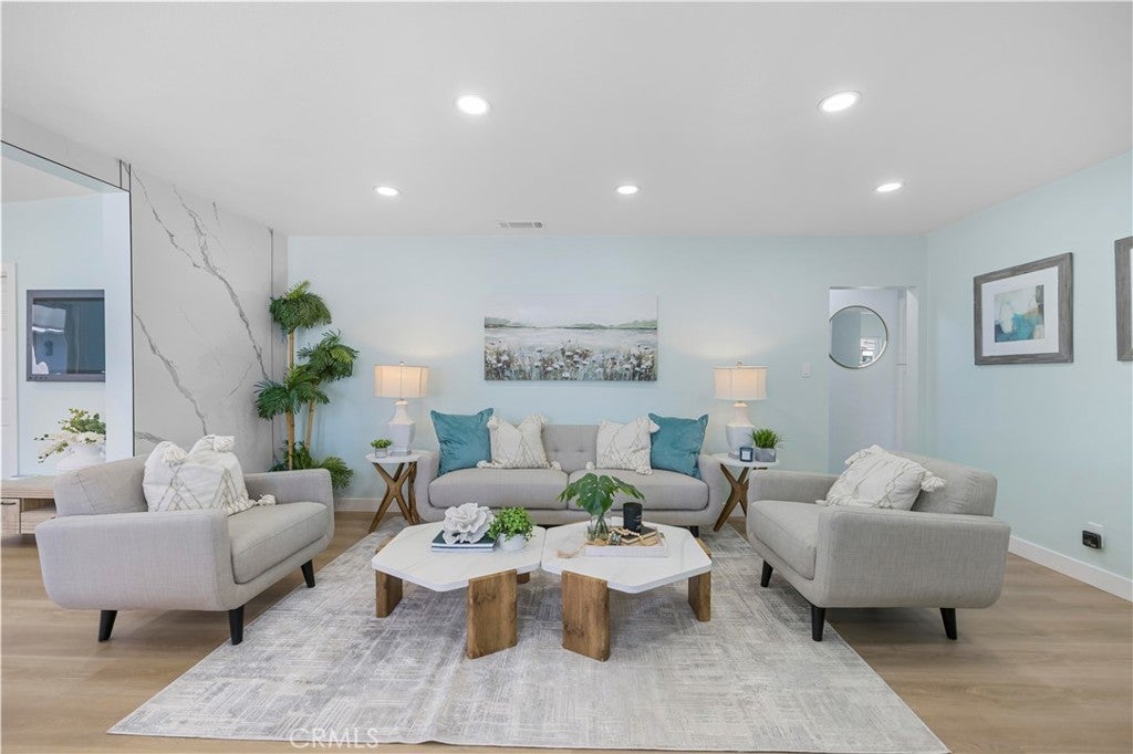 Photo of Listing #WS26015589