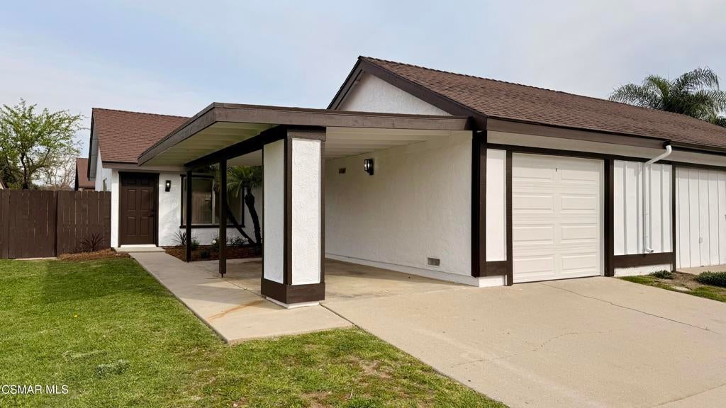 Photo of Listing #226000327