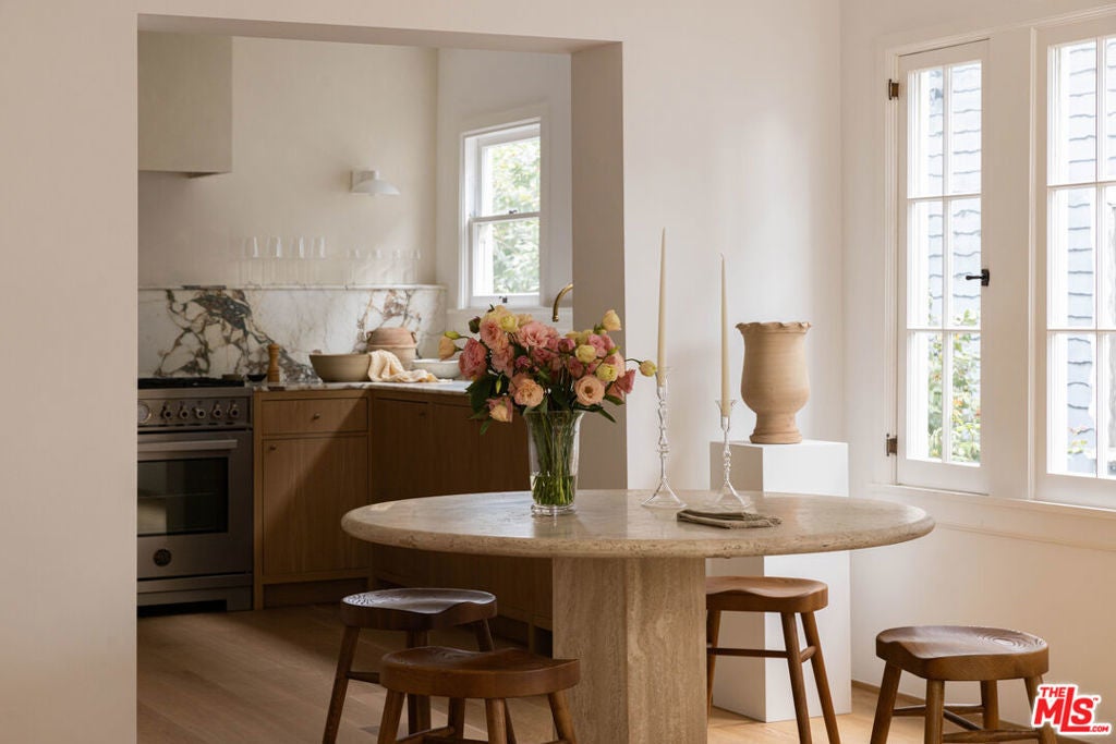 Photo of Listing #26640889