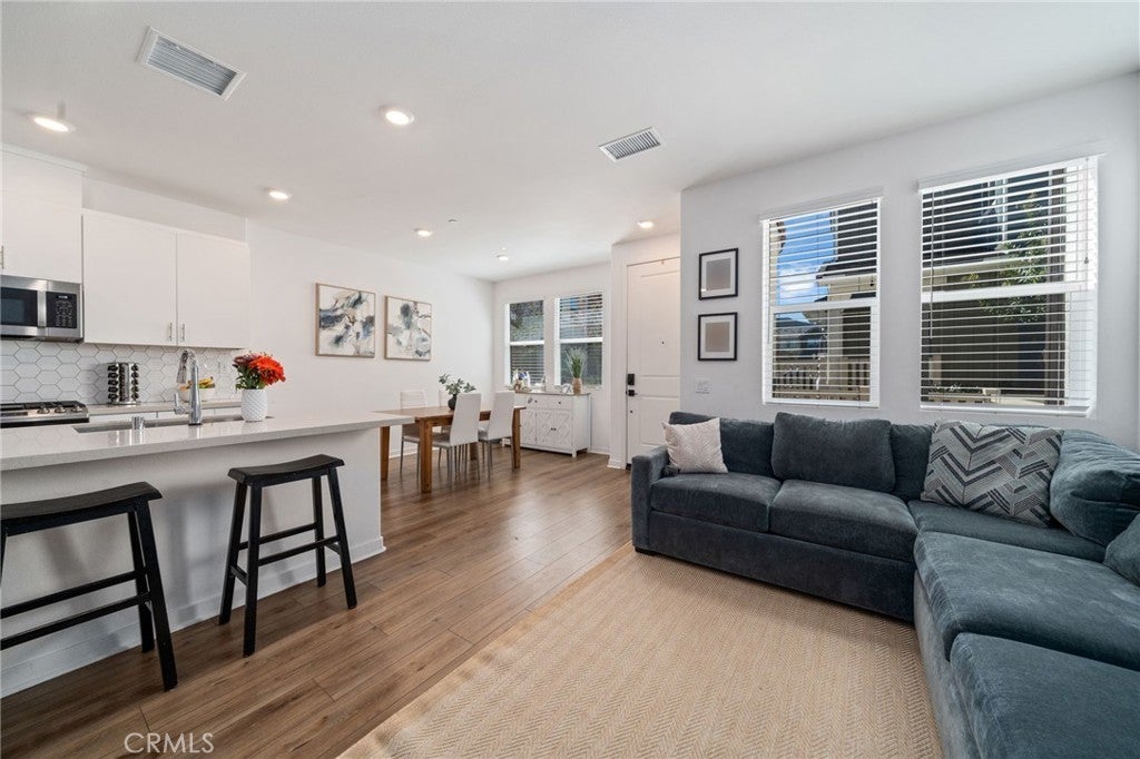 Photo of Listing #PW26015774