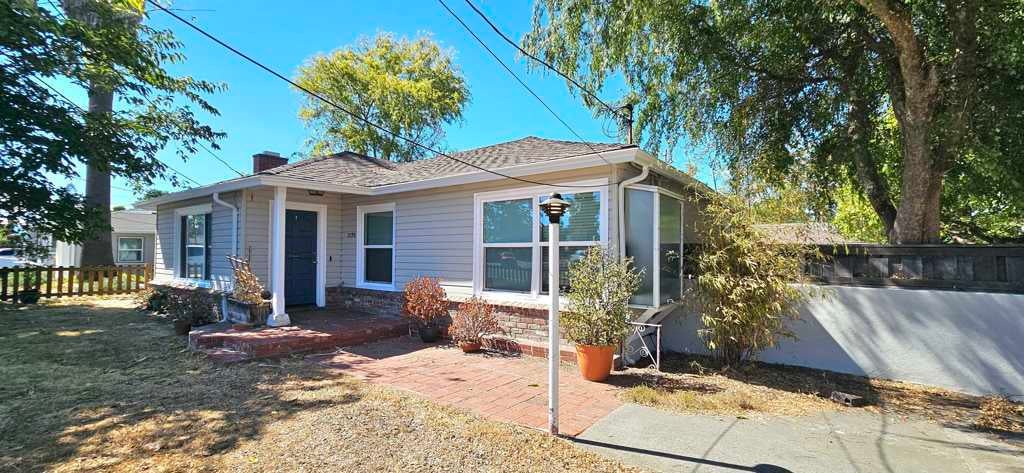 Photo of Listing #41121693