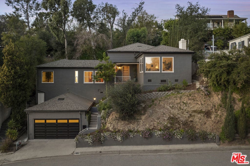 Photo of Listing #26637953