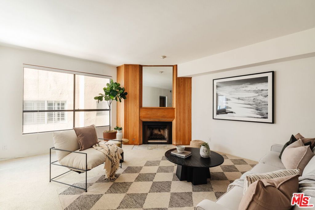 Photo of Listing #26641765