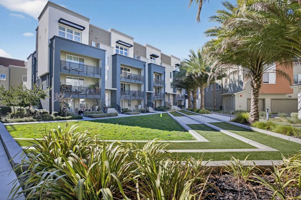 Photo of Listing #41121702