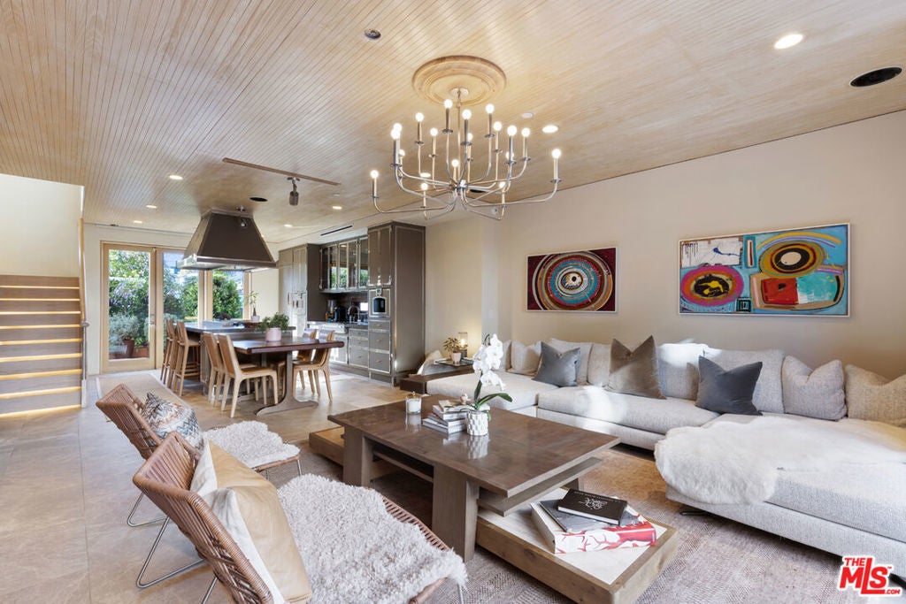 Photo of Listing #26641743