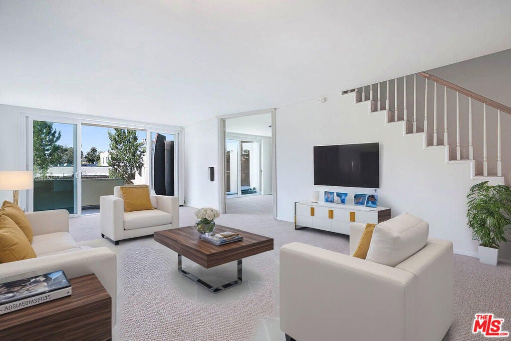 Photo of Listing #26640759