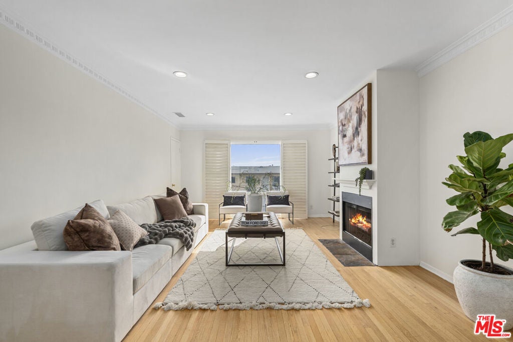 Photo of Listing #26641769