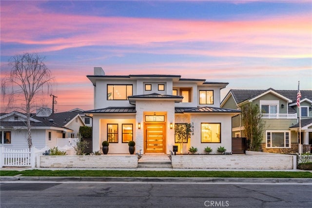 1828 Pine Street, Huntington Beach