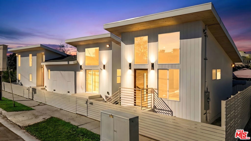 Photo of Listing #26632933