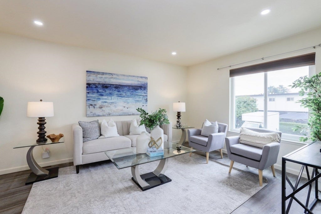 Photo of Listing #41121741