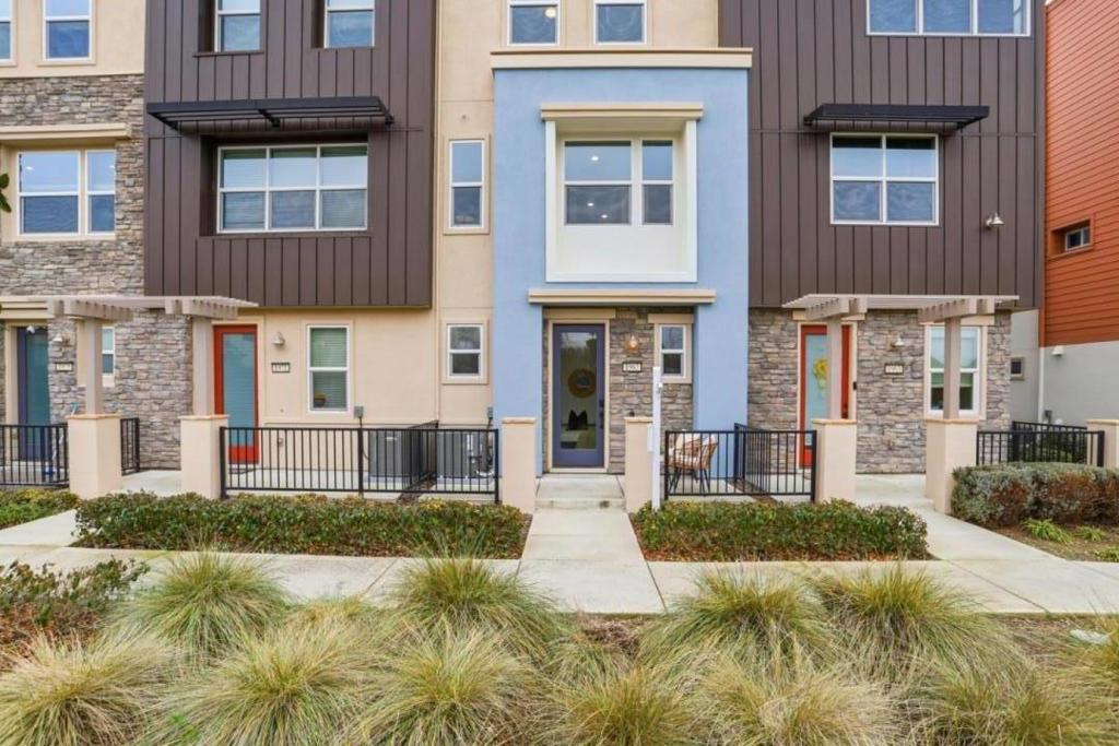 Photo of Listing #ML82032226