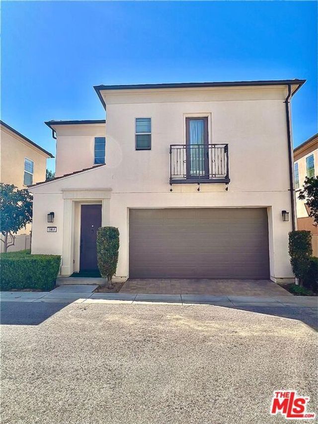 21816 Moveo Drive, Santa Clarita
