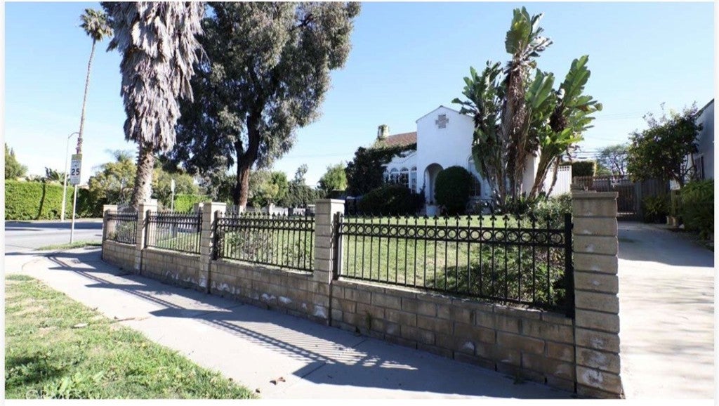 Photo of Listing #SR26015988