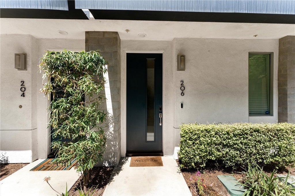 Photo of Listing #PW26009940