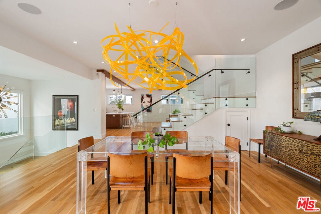 Photo of Listing #26640541