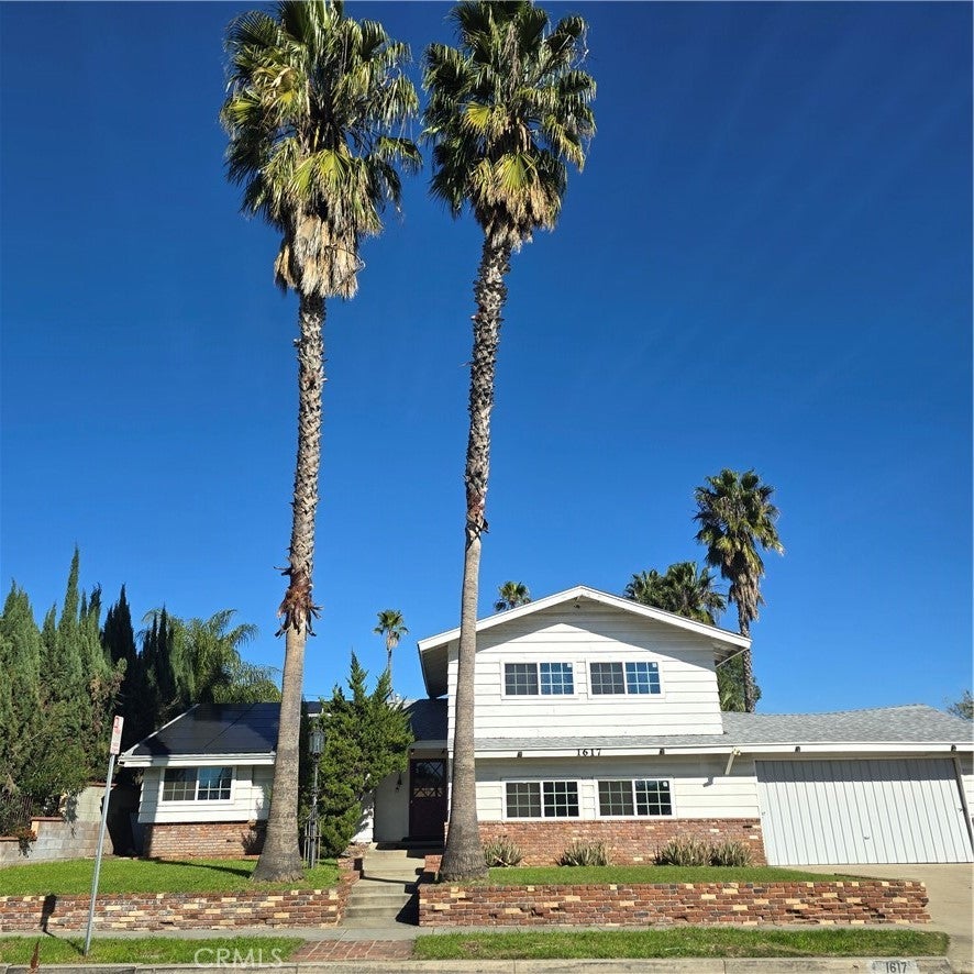 Photo of Listing #SR25270721