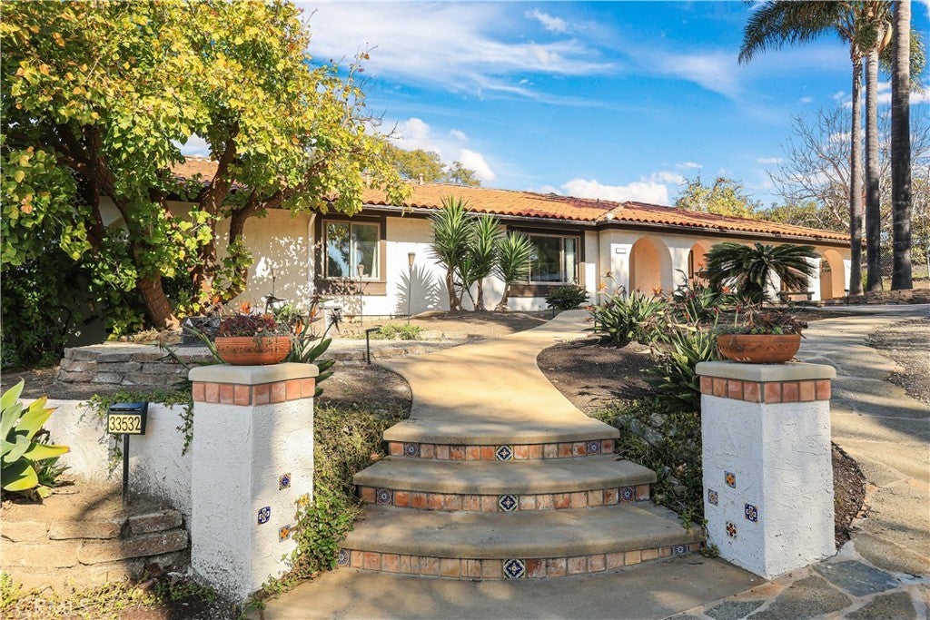 33532 Valle, San Juan Capistrano