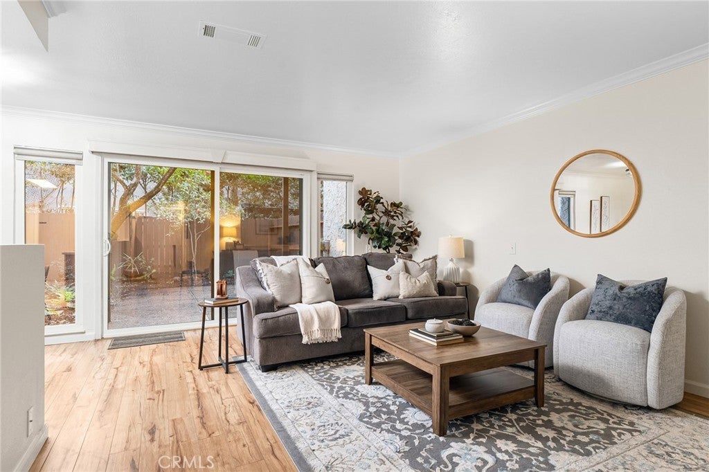 555 Vallombrosa 73, Chico