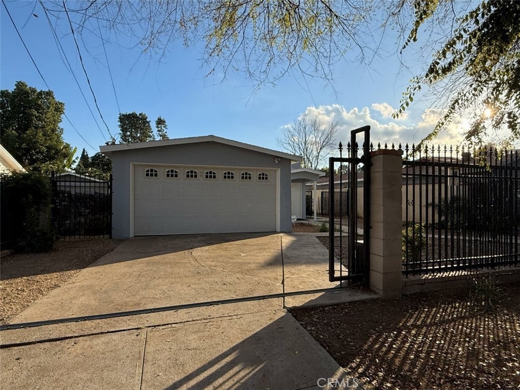 Photo of Listing #SR26017386