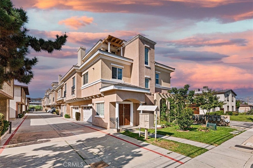 1927 Strathmore G, San Gabriel