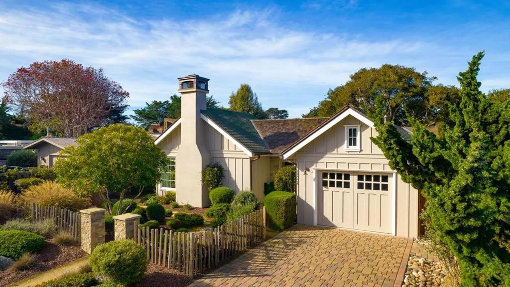 Photo of Listing #ML82032373