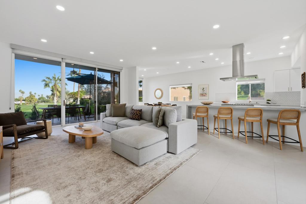 46860 Amir Drive, Palm Desert