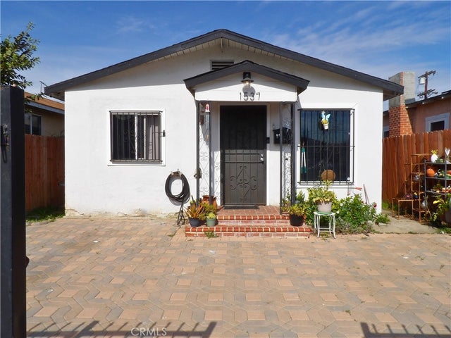 1537 W 60th, Los Angeles