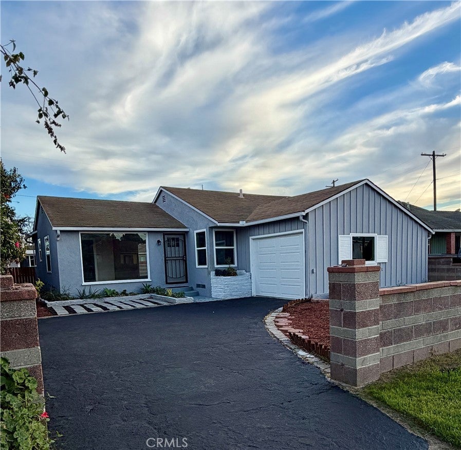 Photo of Listing #IV26017681