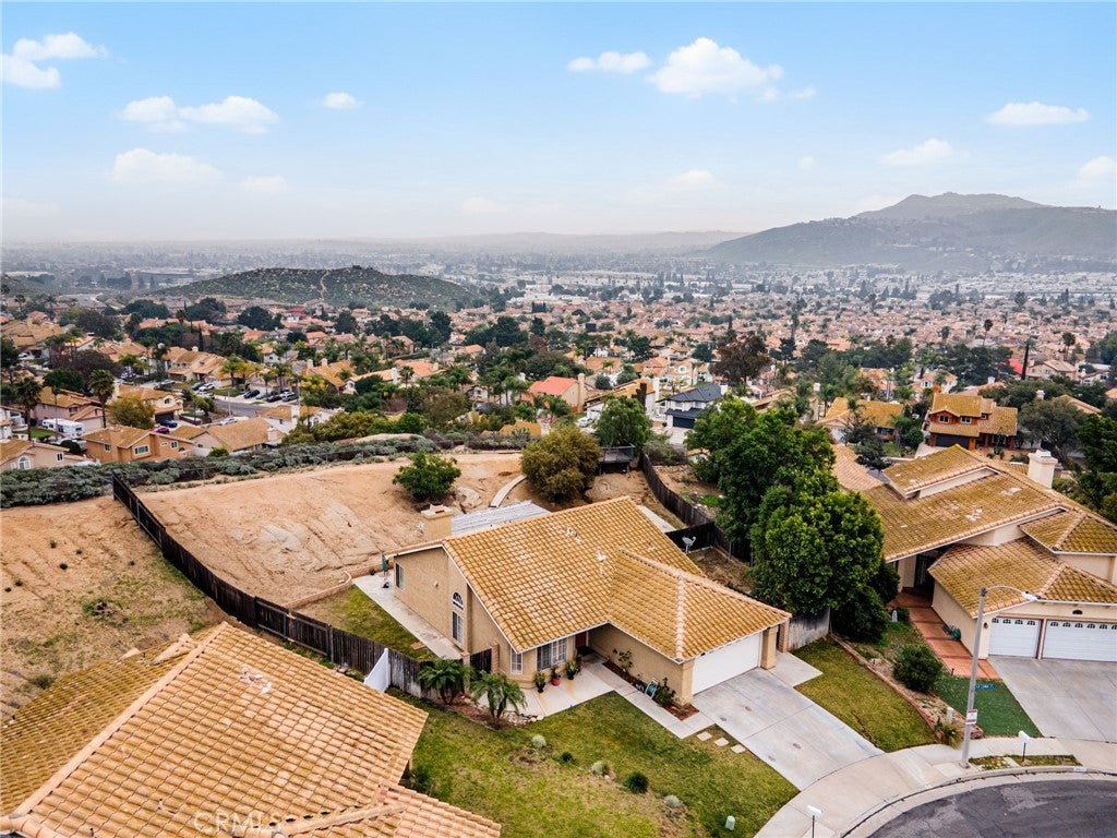 Photo of Listing #SW26017440