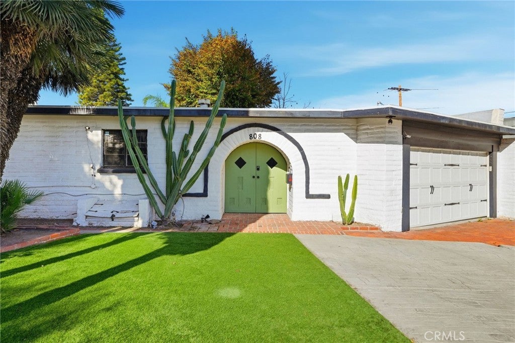 Photo of Listing #CV26017861