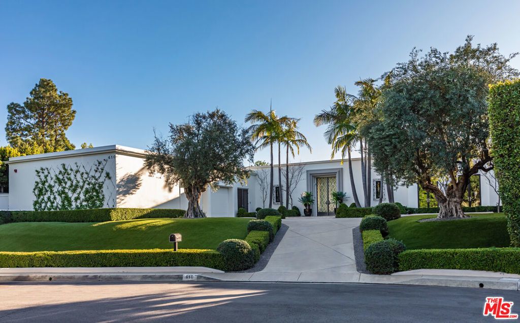 610 Arkell Drive, Beverly Hills