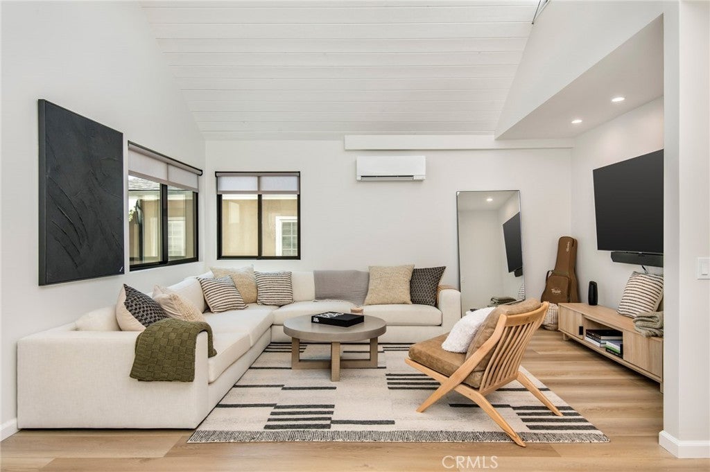 Photo of Listing #LG26013978