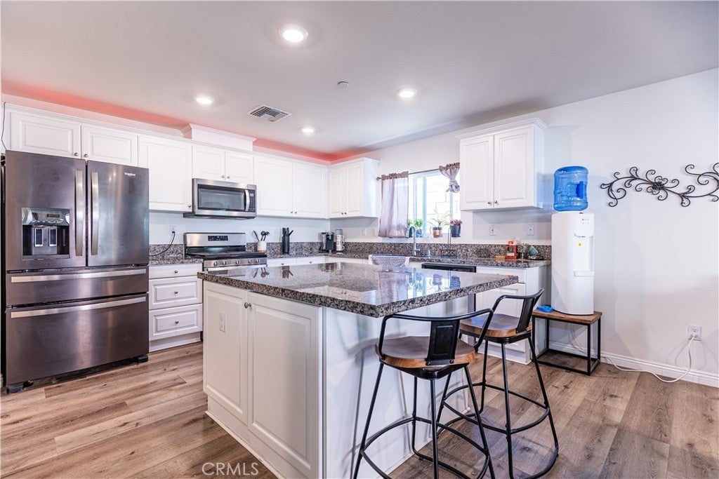 Photo of Listing #IG26018289