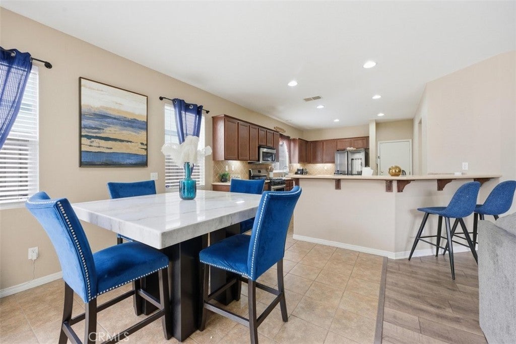 Photo of Listing #IV26014549