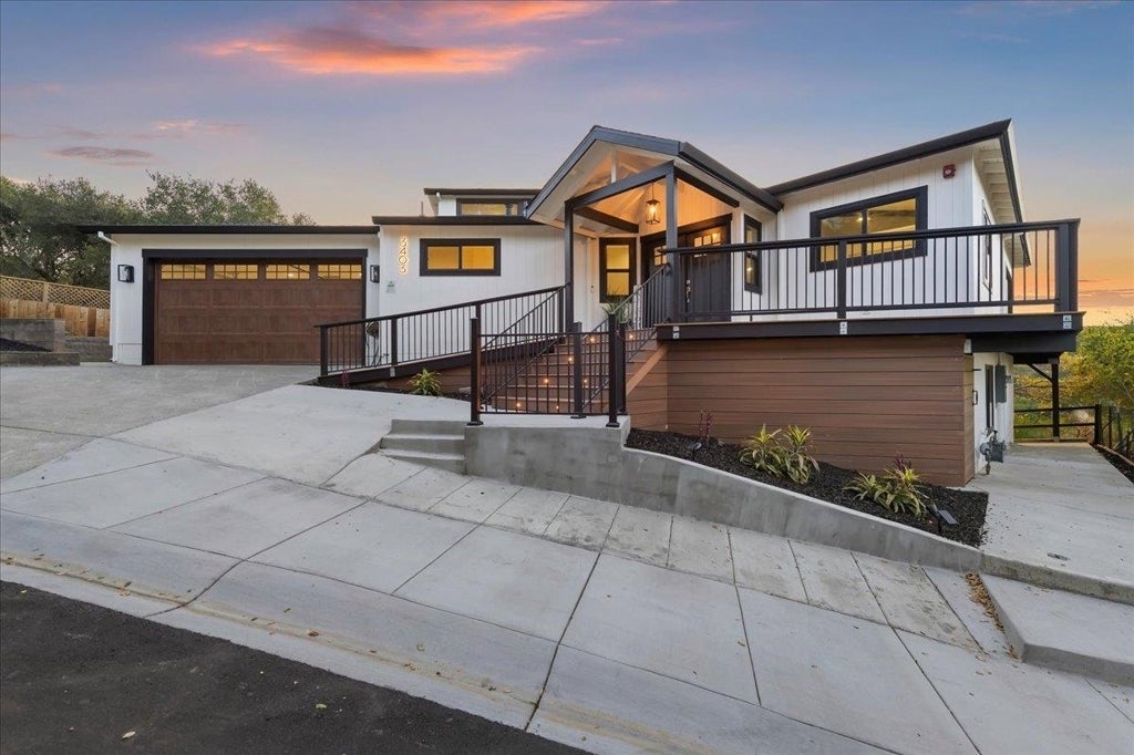 Photo of Listing #41122074